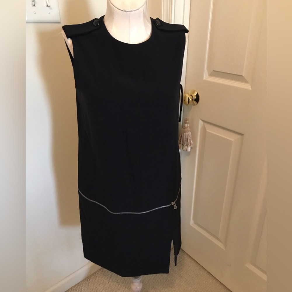 Alexander McQueen Womens dress size 40/us4 black with partial tag